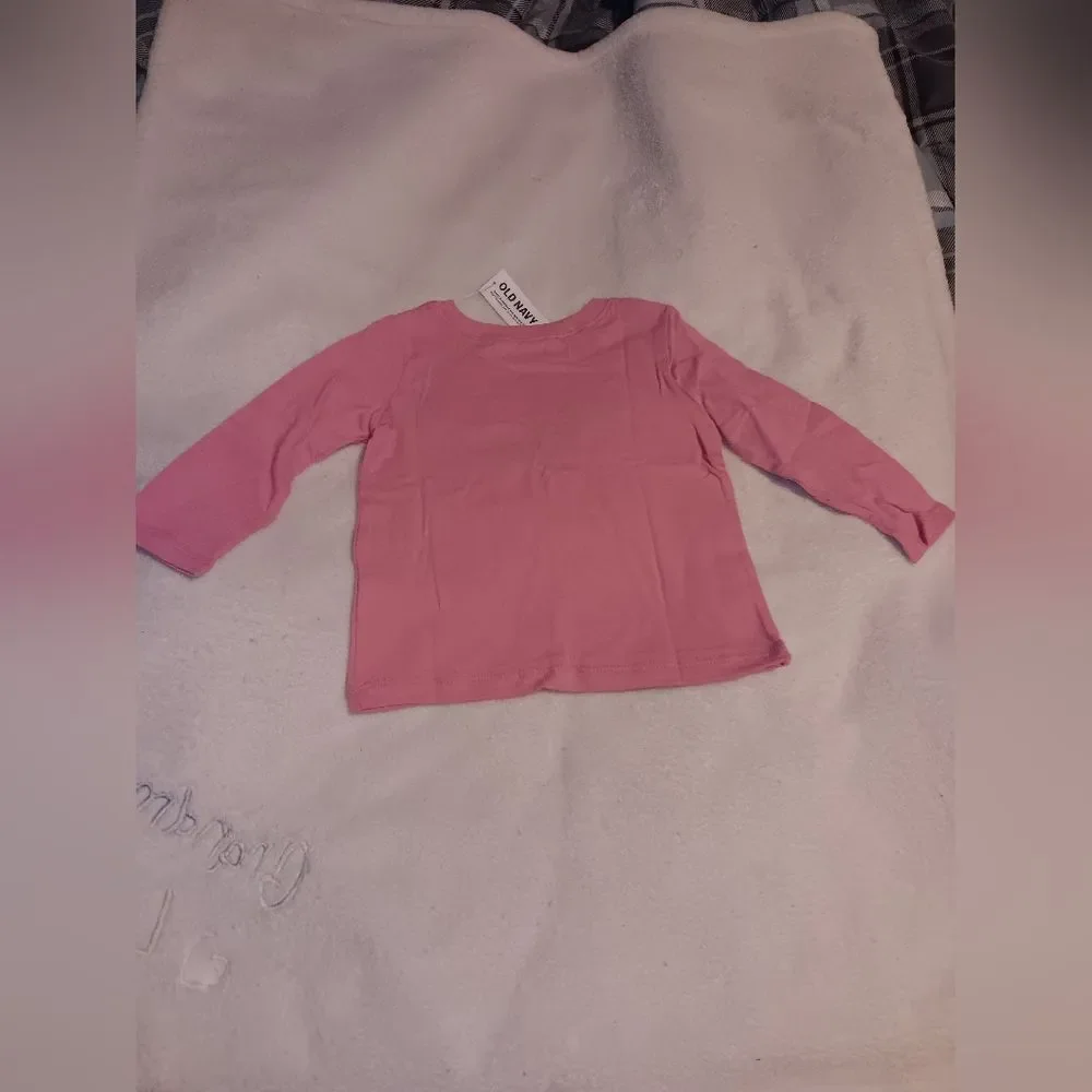 Old Navy Girls Long-Sleeve Graphic T-Shirt NWT